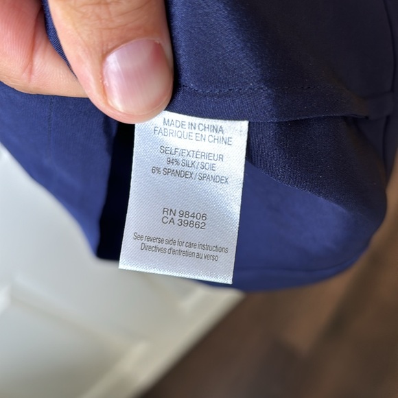 Theory navy size 10 dress with gold zipper detail - Picture 3 of 3